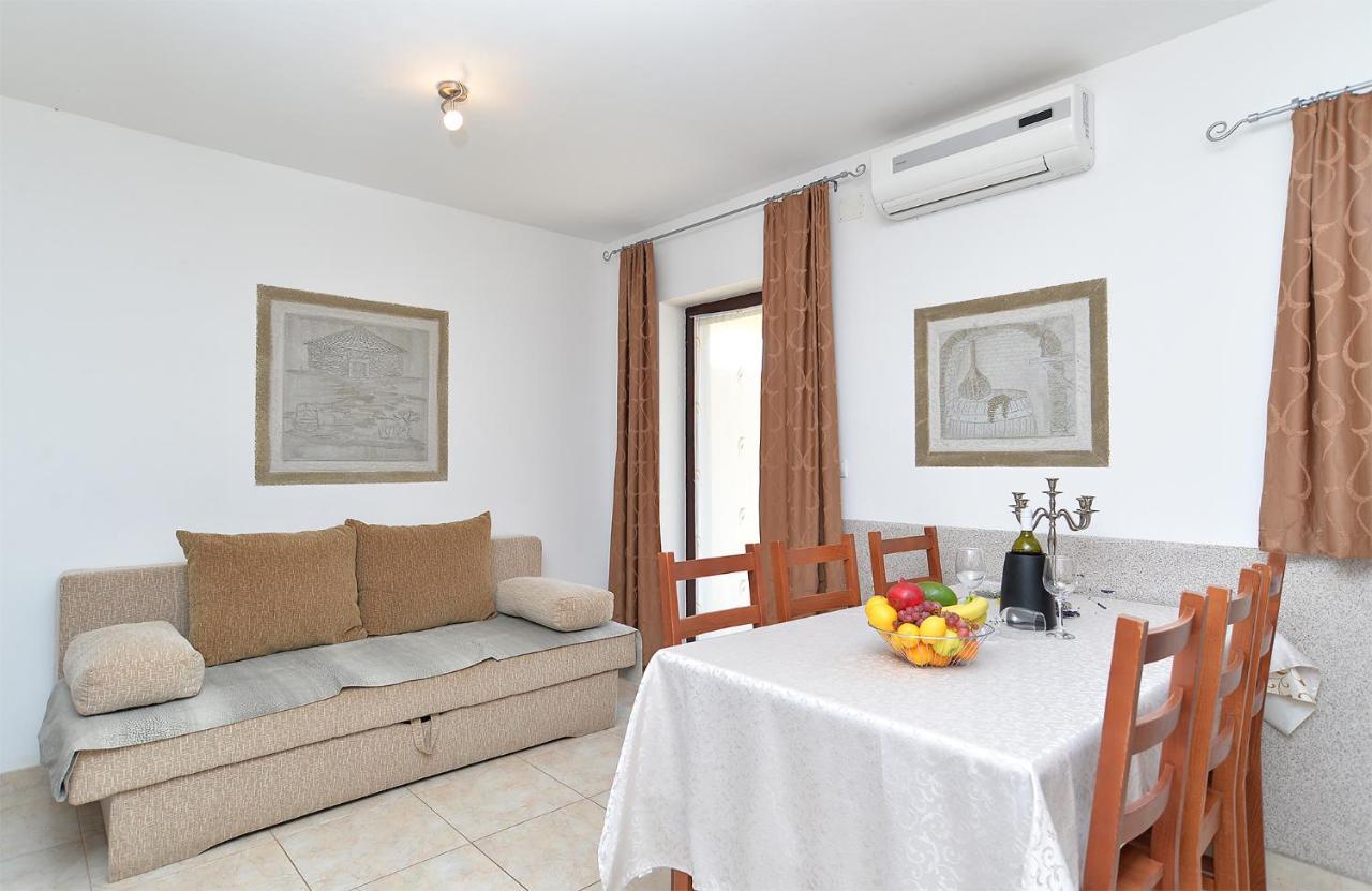 Apartment Jadranko 1761 Peroj Zewnętrze zdjęcie