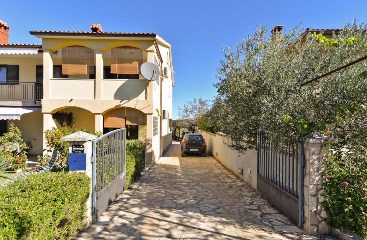 Apartment Jadranko 1761 Peroj Zewnętrze zdjęcie
